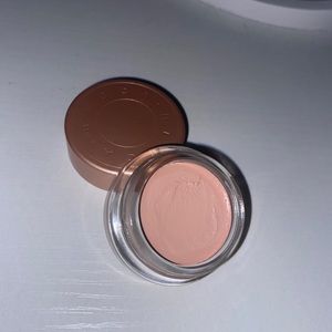 Becca color corrector light-medium.